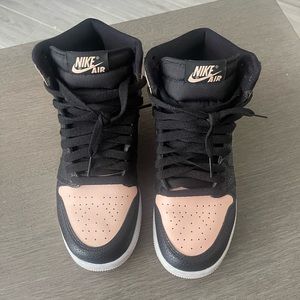 Air Jordan crimson tint